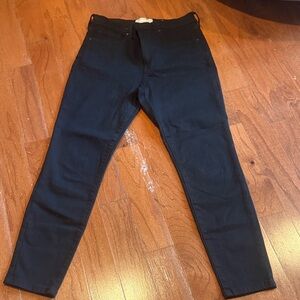 EVERLANE ankle jean